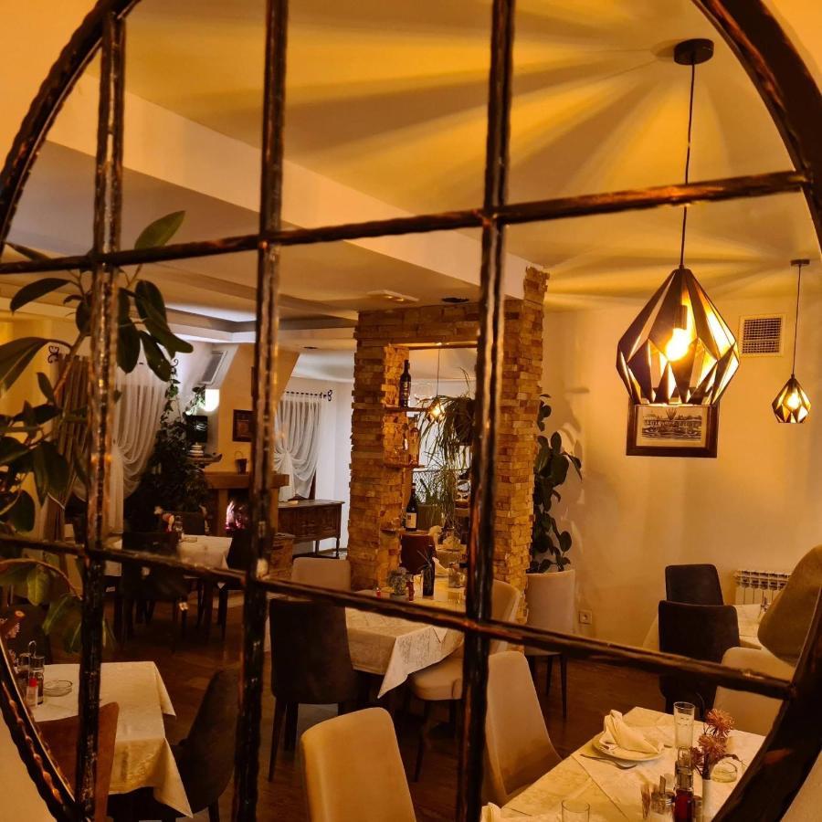 Garni Hotel Vir วรินรัชกา บานยา ภายนอก รูปภาพ